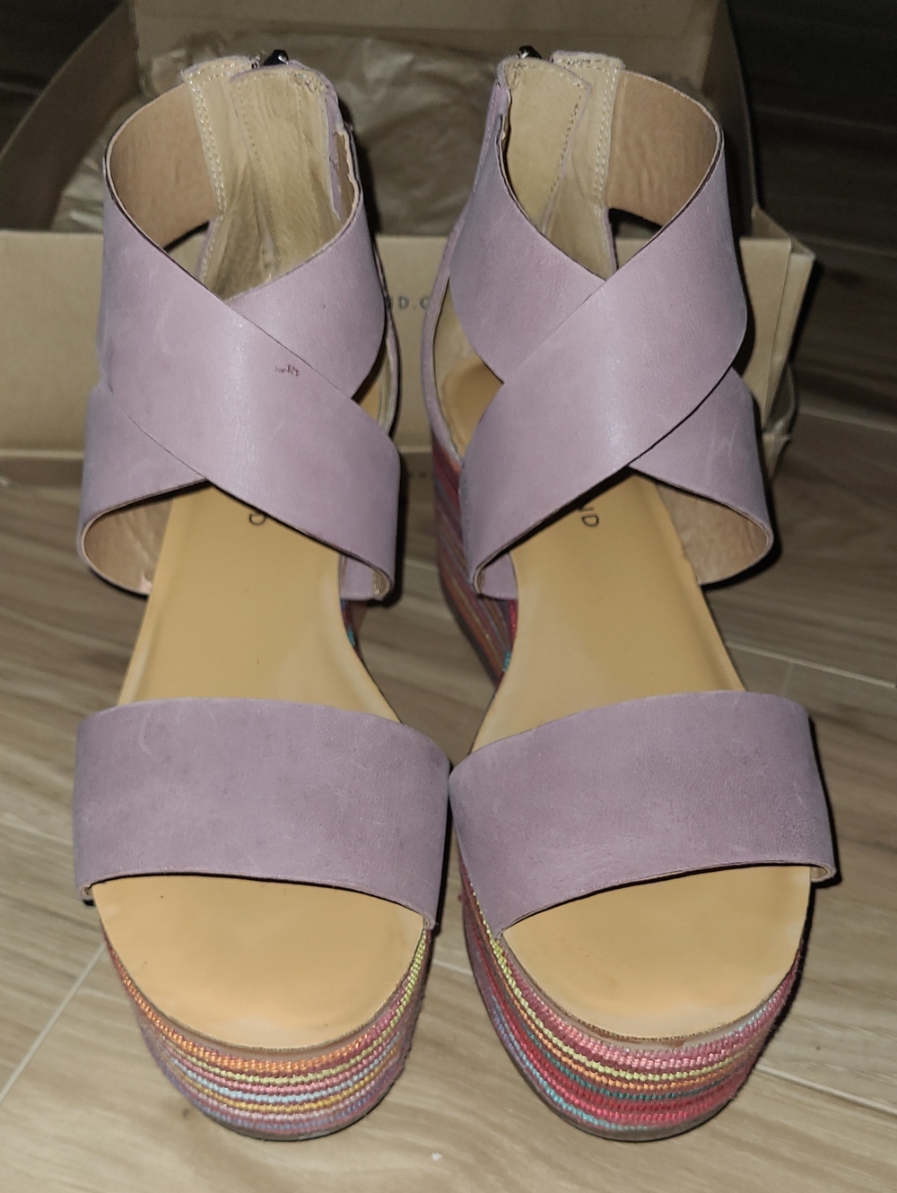 Women’s Lucky Brand Lavender Cross-Strap Platform Sandals